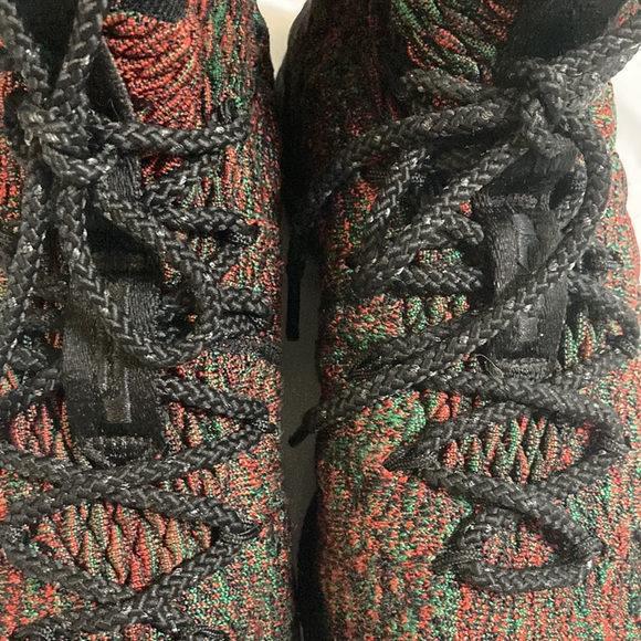 Lebron James black history special edition basketball shoes size 6Y - Picture 10 of 14